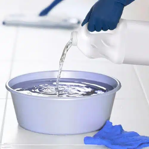 Cloro-vs.-água-sanitária